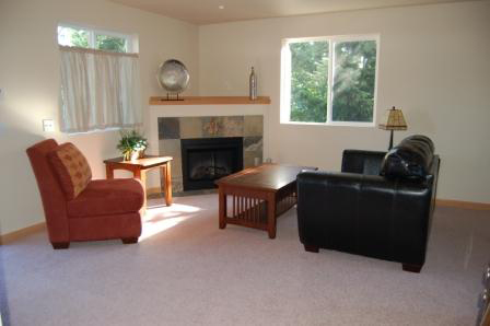 Everett Condo Livingroom